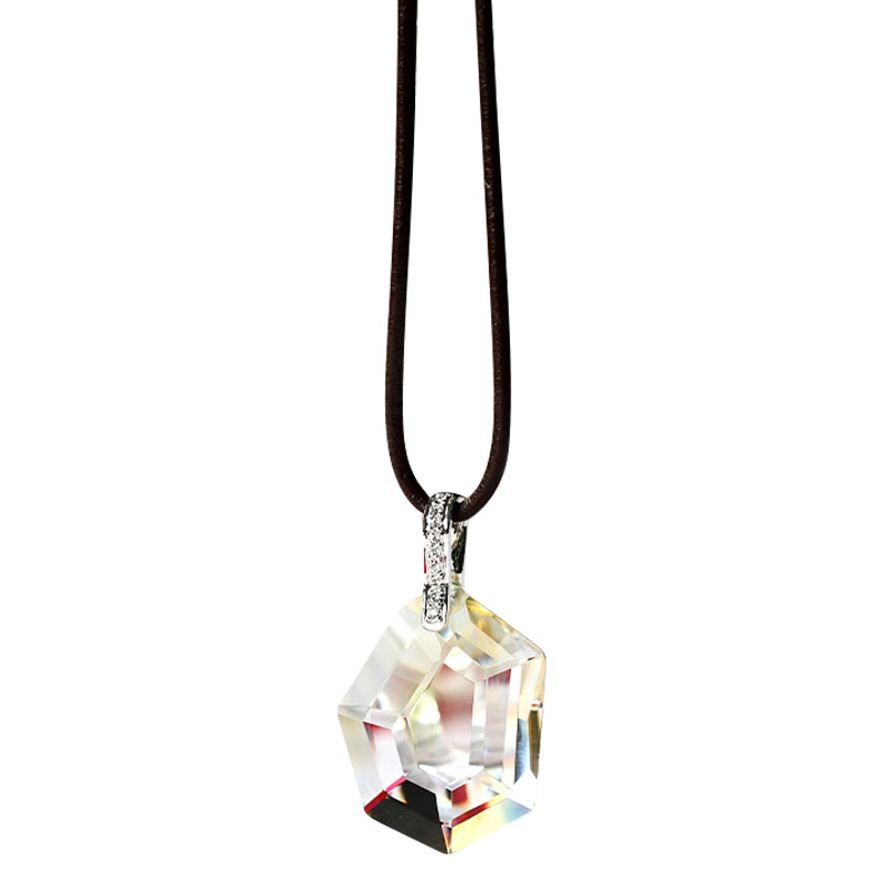 Cam kolye desen montajlı gümüş renkli kolye