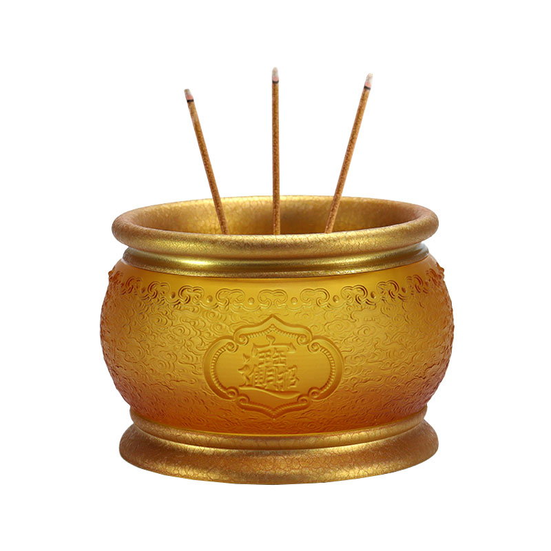 Budist tapınağına zenginlik ve hazine getirmesi için cam adak