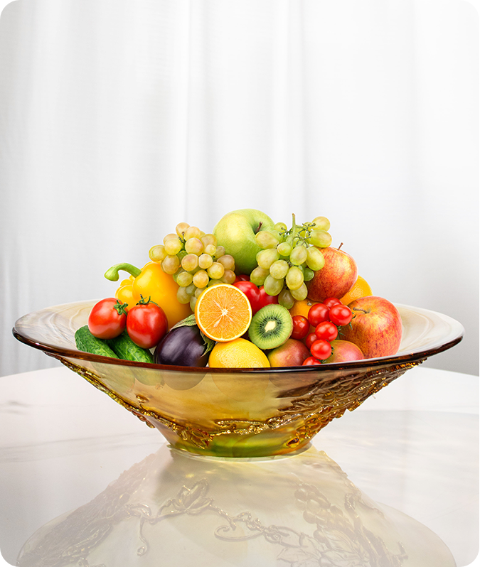 Meyvelerle Dolu Geniş Ağızlı Cam Kap
